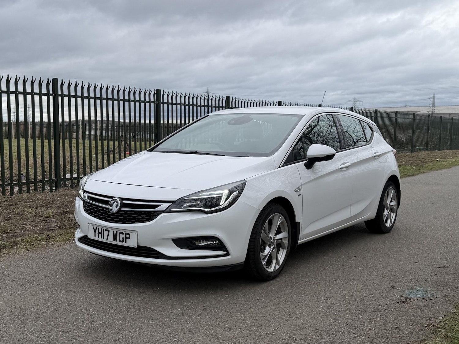 Used Vauxhall Astra 2017 for sale - 77675646: Photo 10