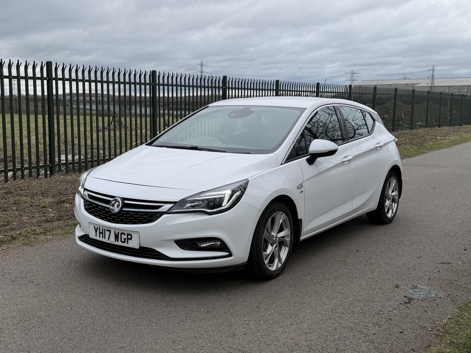 Used Vauxhall Astra 2017 for sale - 77675646: Photo 12