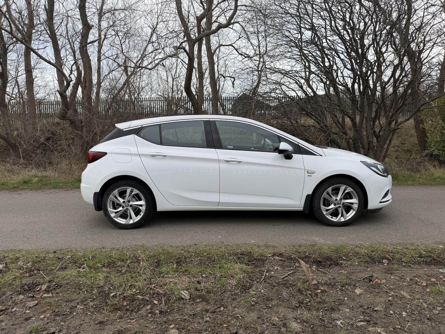 Used Vauxhall Astra 2017 for sale - 77675646: Photo 5