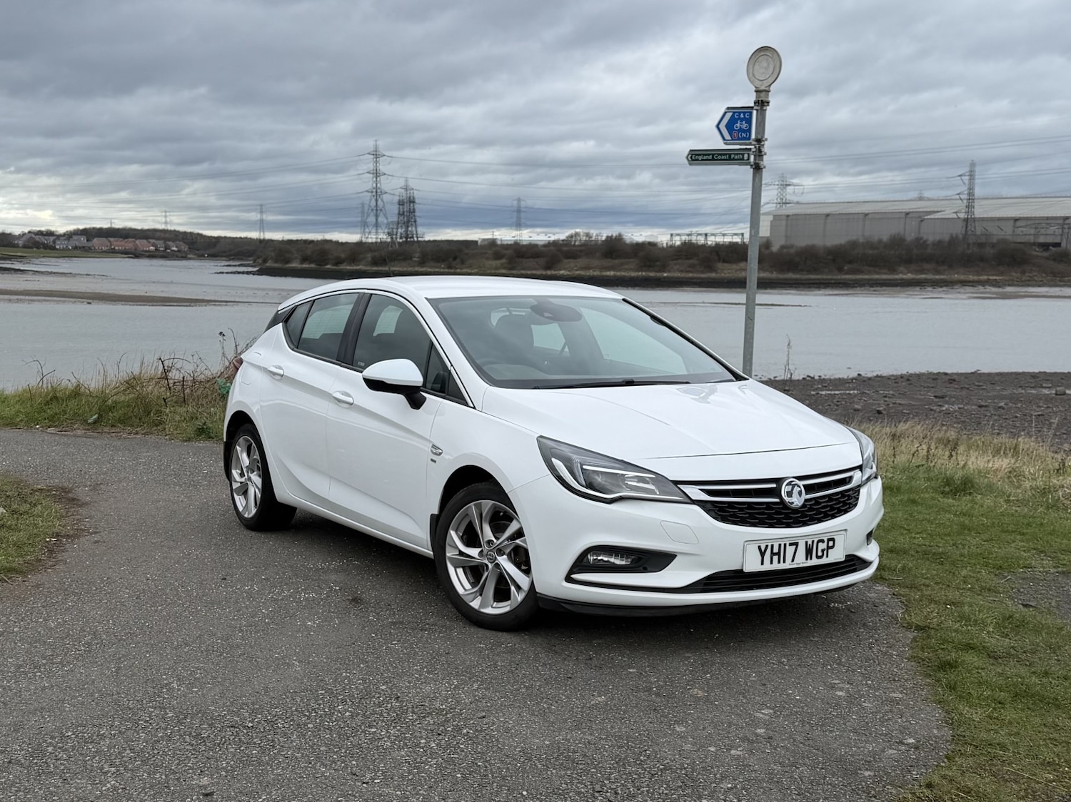 Used Vauxhall Astra 2017 for sale - 77675646: Photo 8
