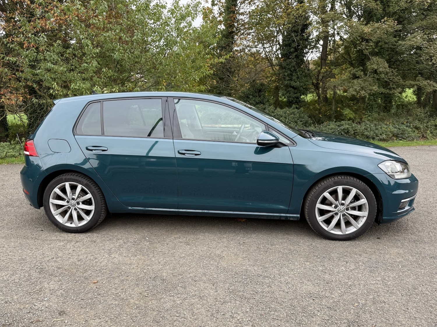 Used Volkswagen Golf 2017 for sale - 76312433: Photo 10