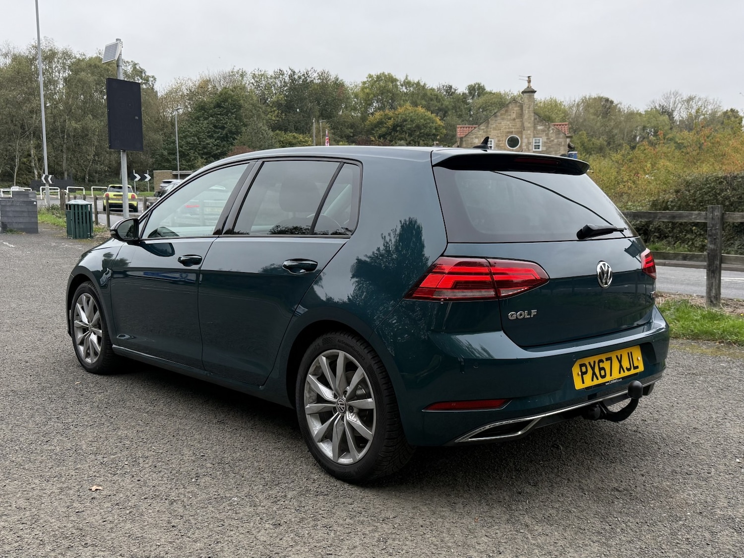 Used Volkswagen Golf 2017 for sale - 76312433: Photo 11