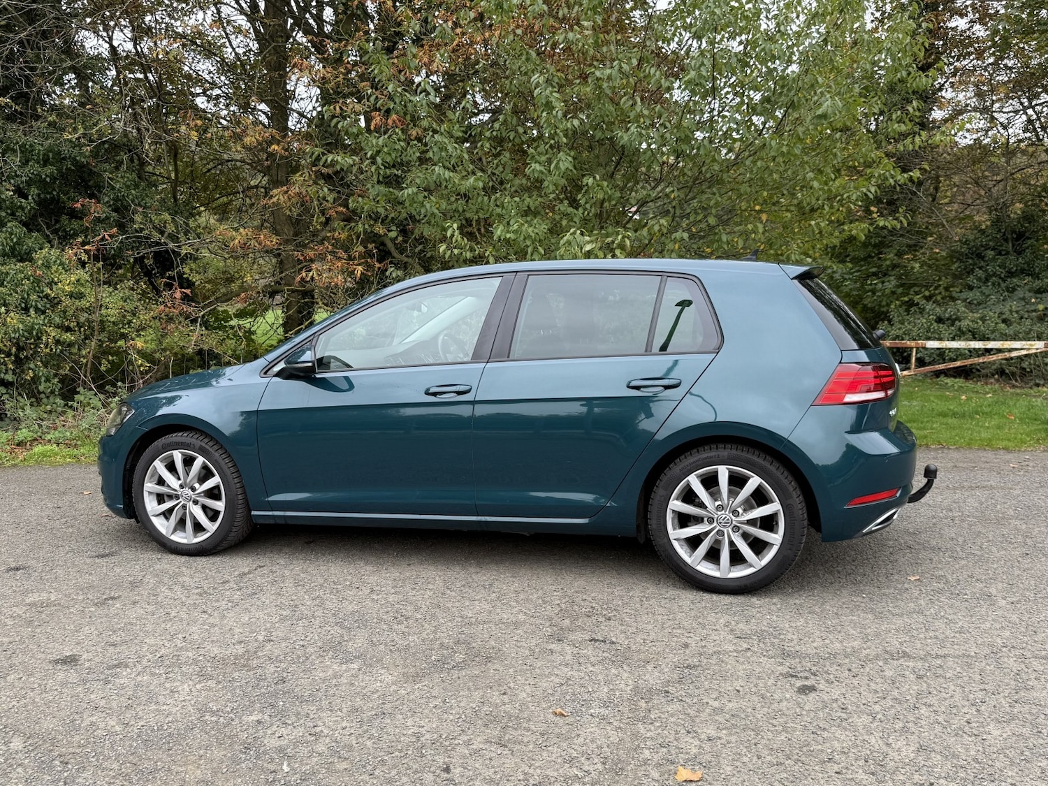 Used Volkswagen Golf 2017 for sale - 76312433: Photo 24
