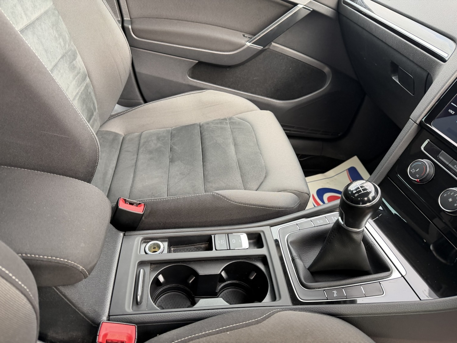 Used Volkswagen Golf 2017 for sale - 76312433: Photo 38