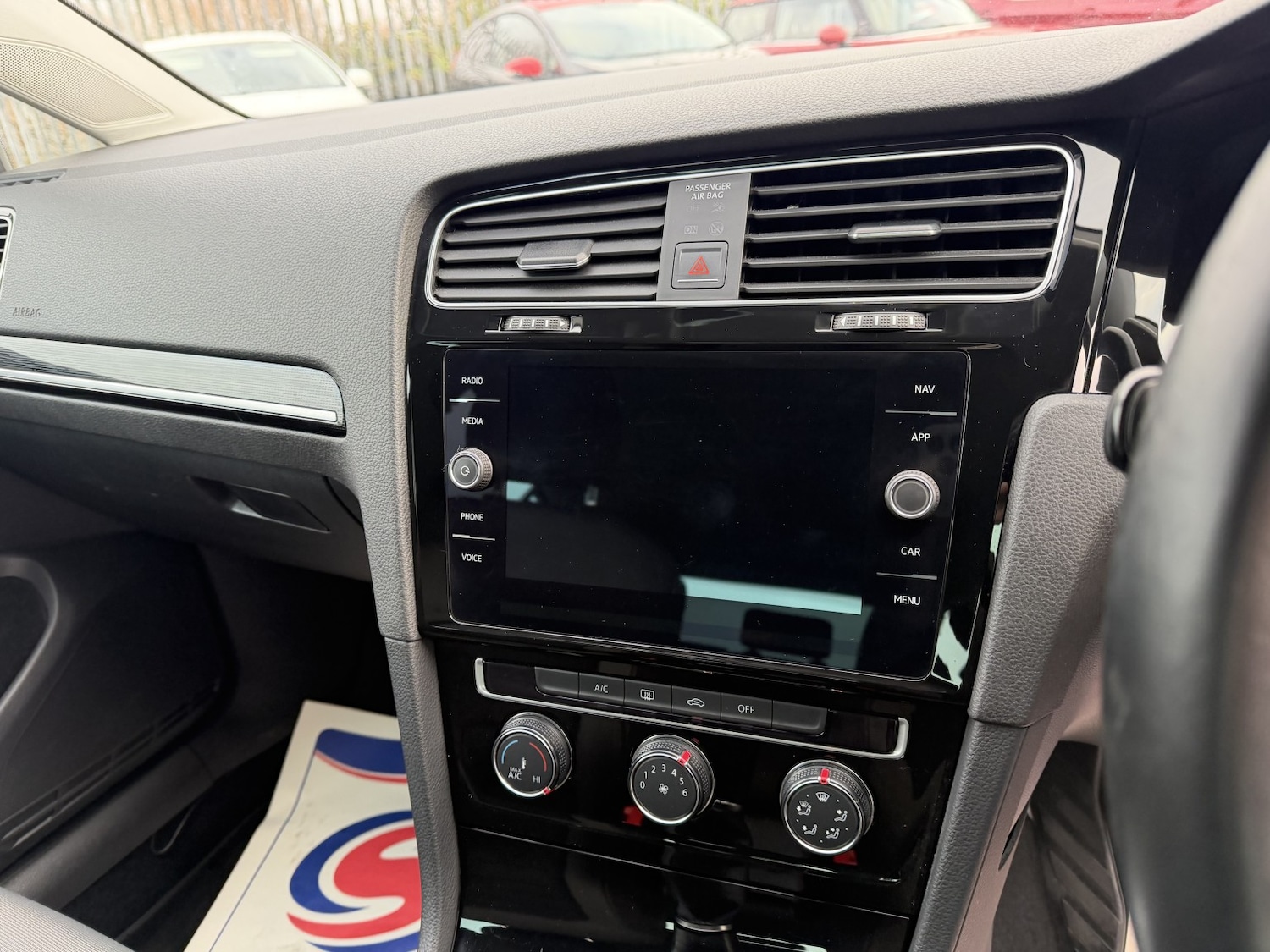 Used Volkswagen Golf 2017 for sale - 76312433: Photo 40