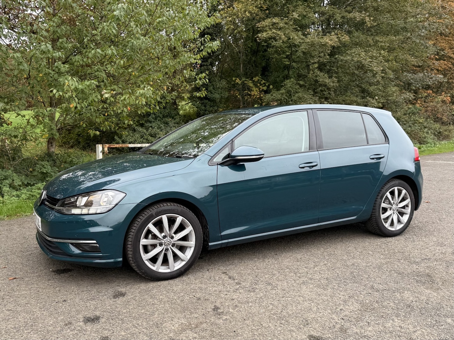 Used Volkswagen Golf 2017 for sale - 76312433: Photo 5