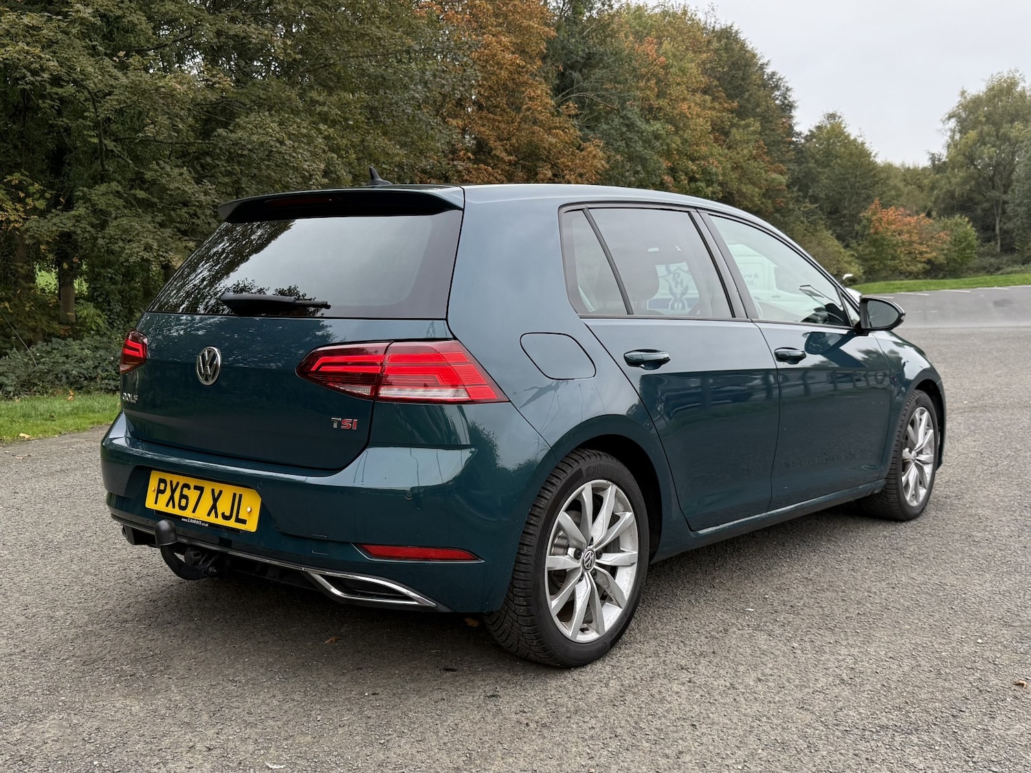 Used Volkswagen Golf 2017 for sale - 76312433: Photo 6