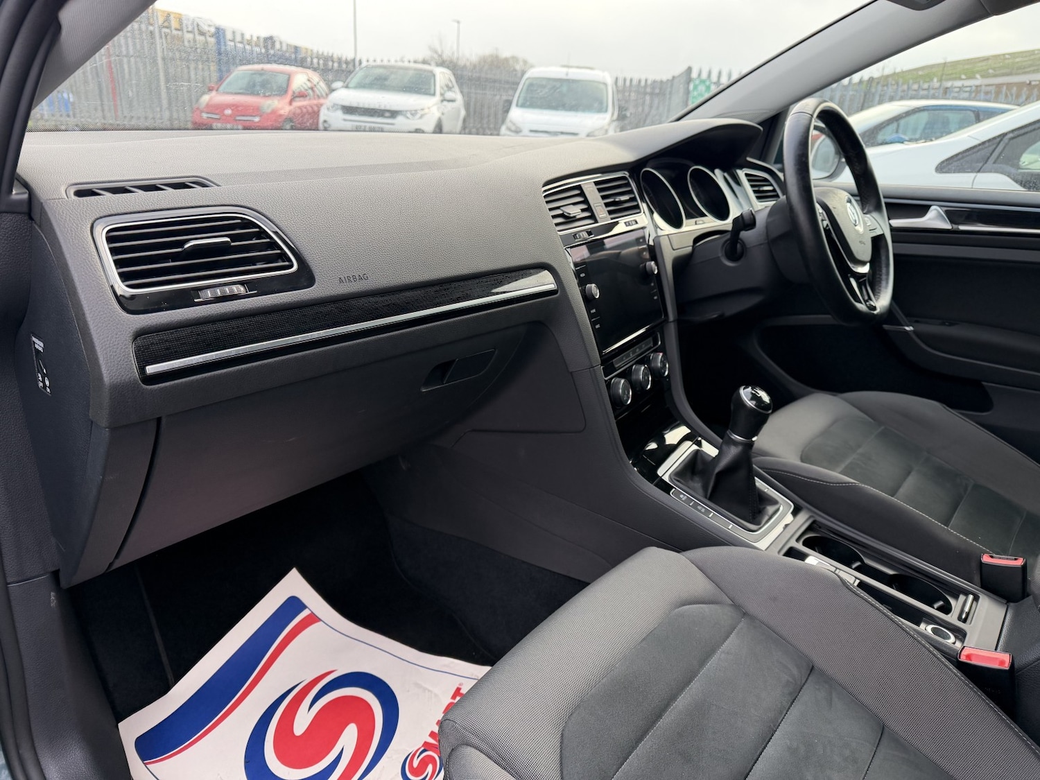 Used Volkswagen Golf 2017 for sale - 76312433: Photo 61