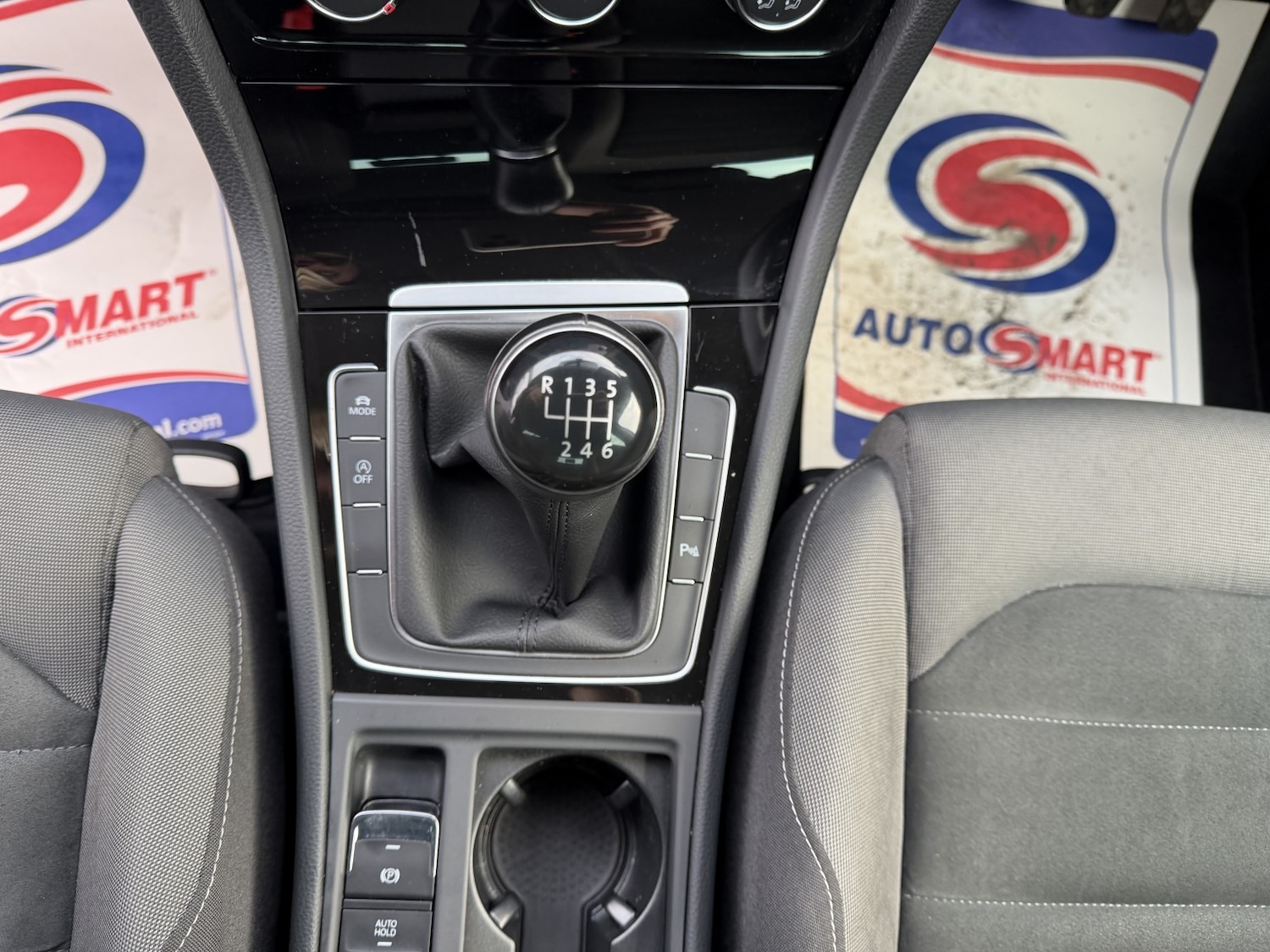 Used Volkswagen Golf 2017 for sale - 76312433: Photo 63