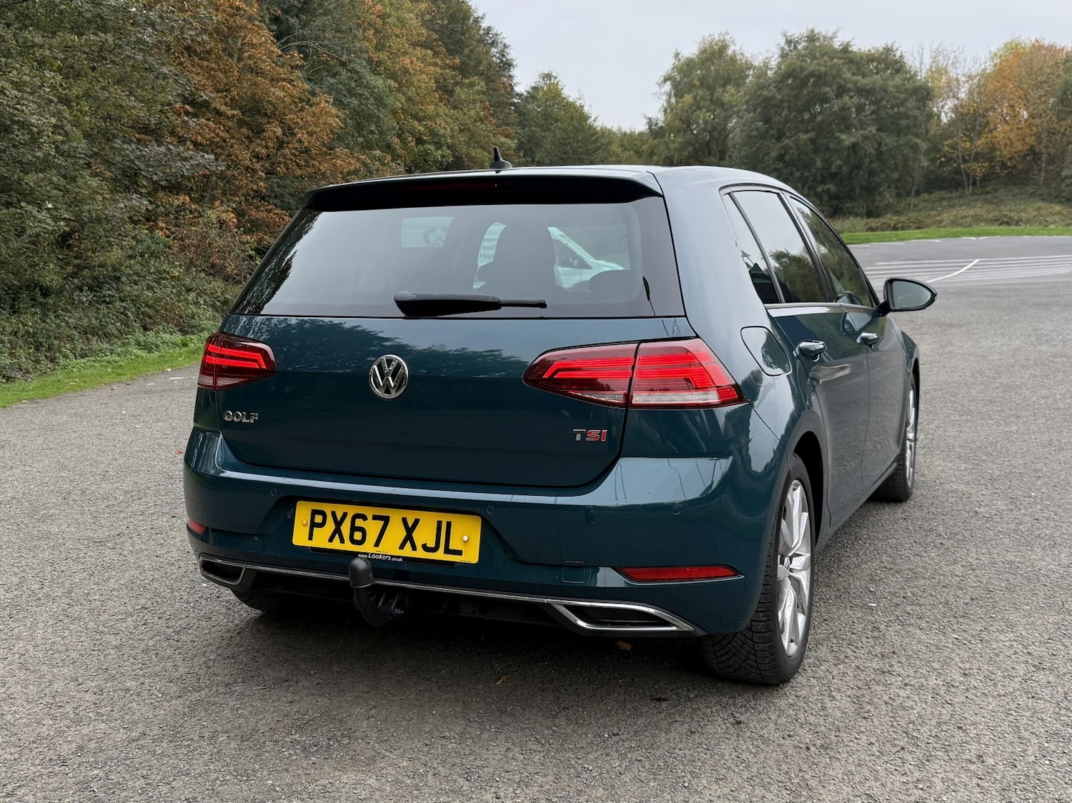 Used Volkswagen Golf 2017 for sale - 76312433: Photo 7