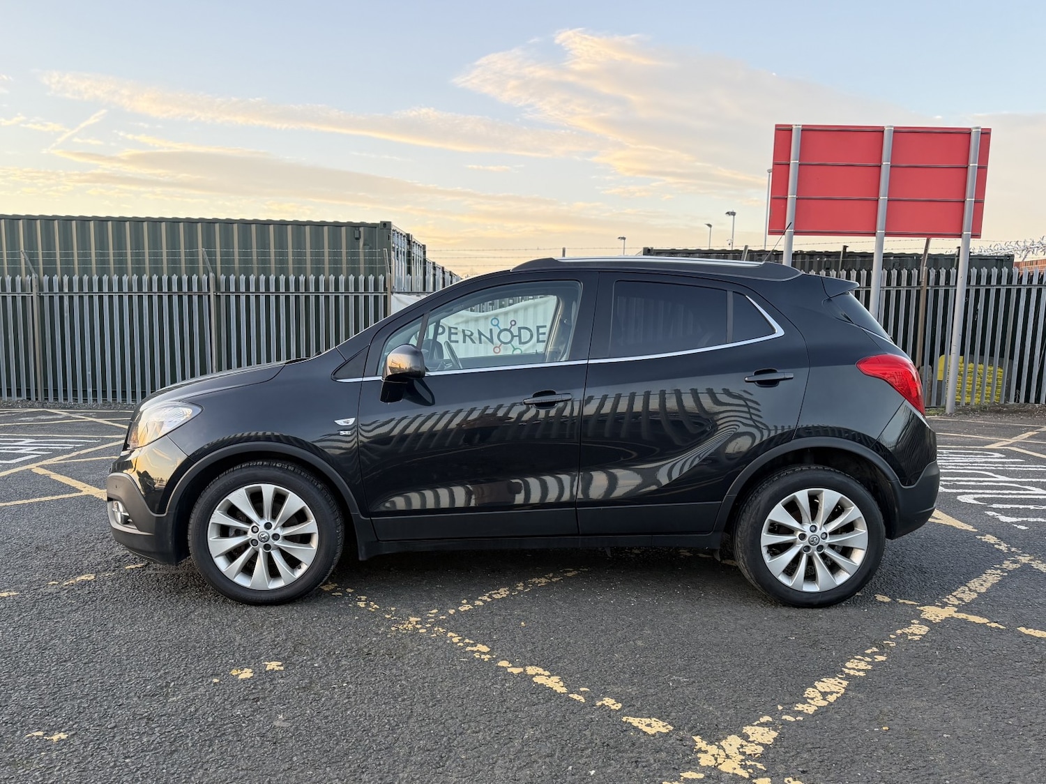 Used Vauxhall Mokka 2015 for sale - 77961941: Photo 2