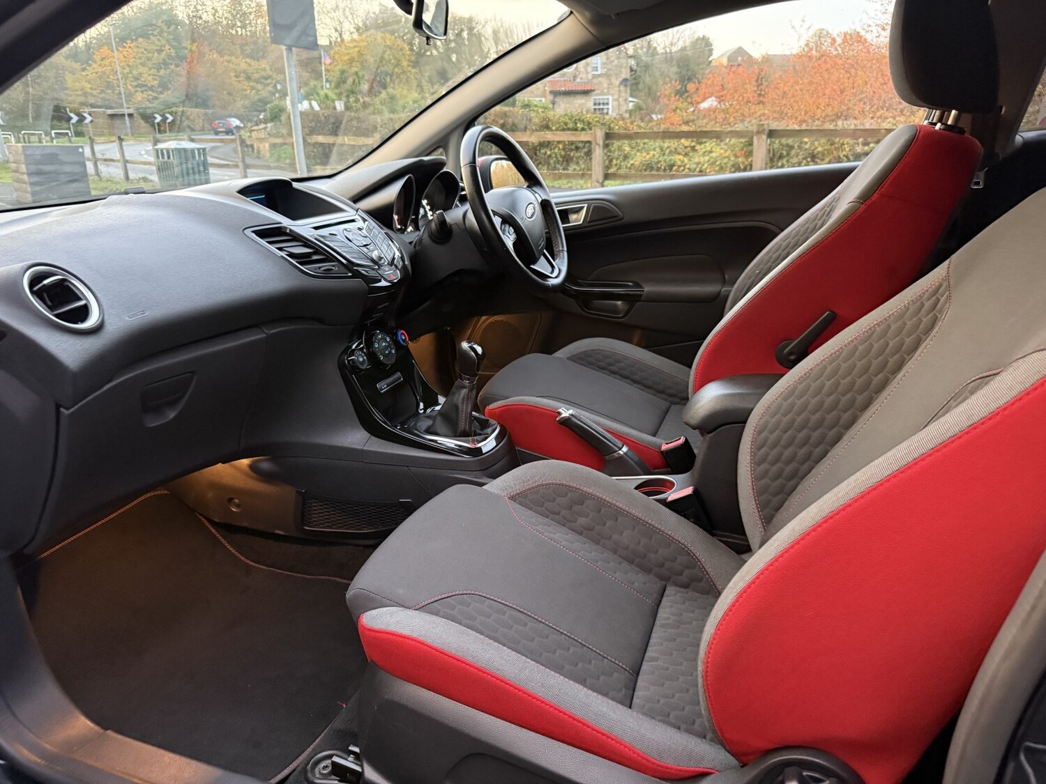 Used Ford Fiesta 2015 for sale - 77464708: Photo 31