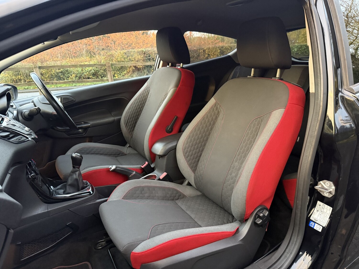 Used Ford Fiesta 2015 for sale - 77464708: Photo 37