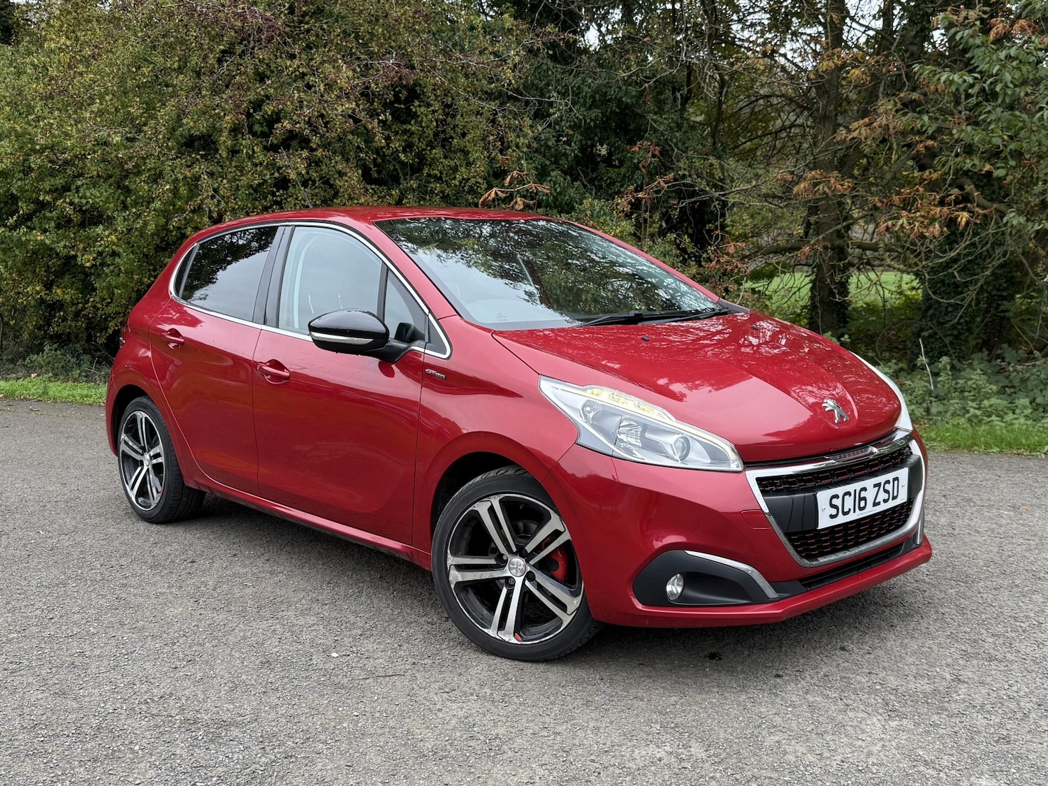 Used Peugeot 208 2016 for sale - 76312441: Photo 3