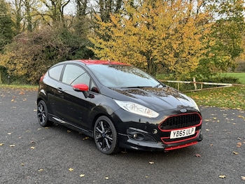 Used Ford Fiesta 2015 for sale - 76554007: Photo