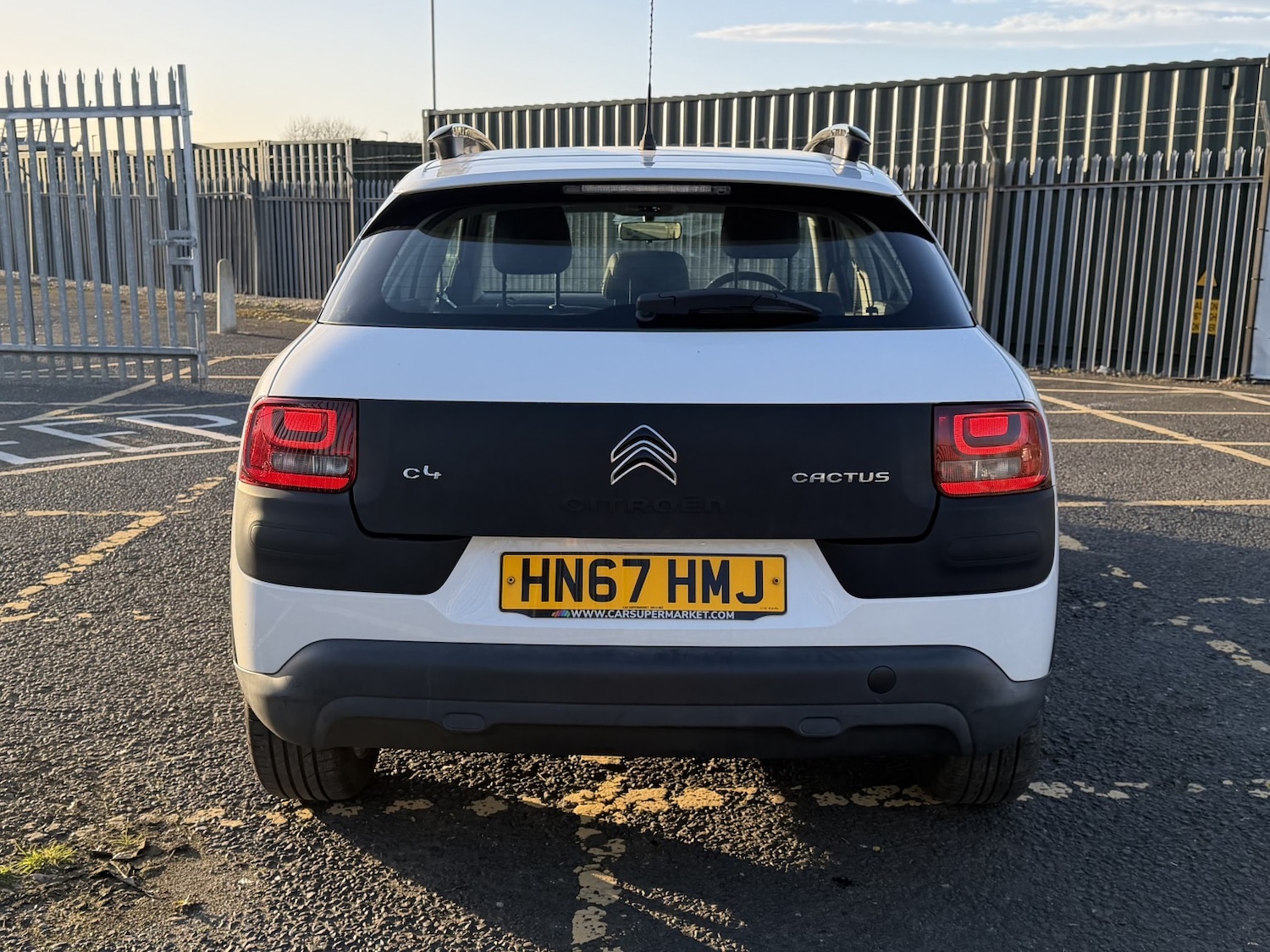 Used Citroen C4 Cactus 2017 for sale - 77931237: Photo 12