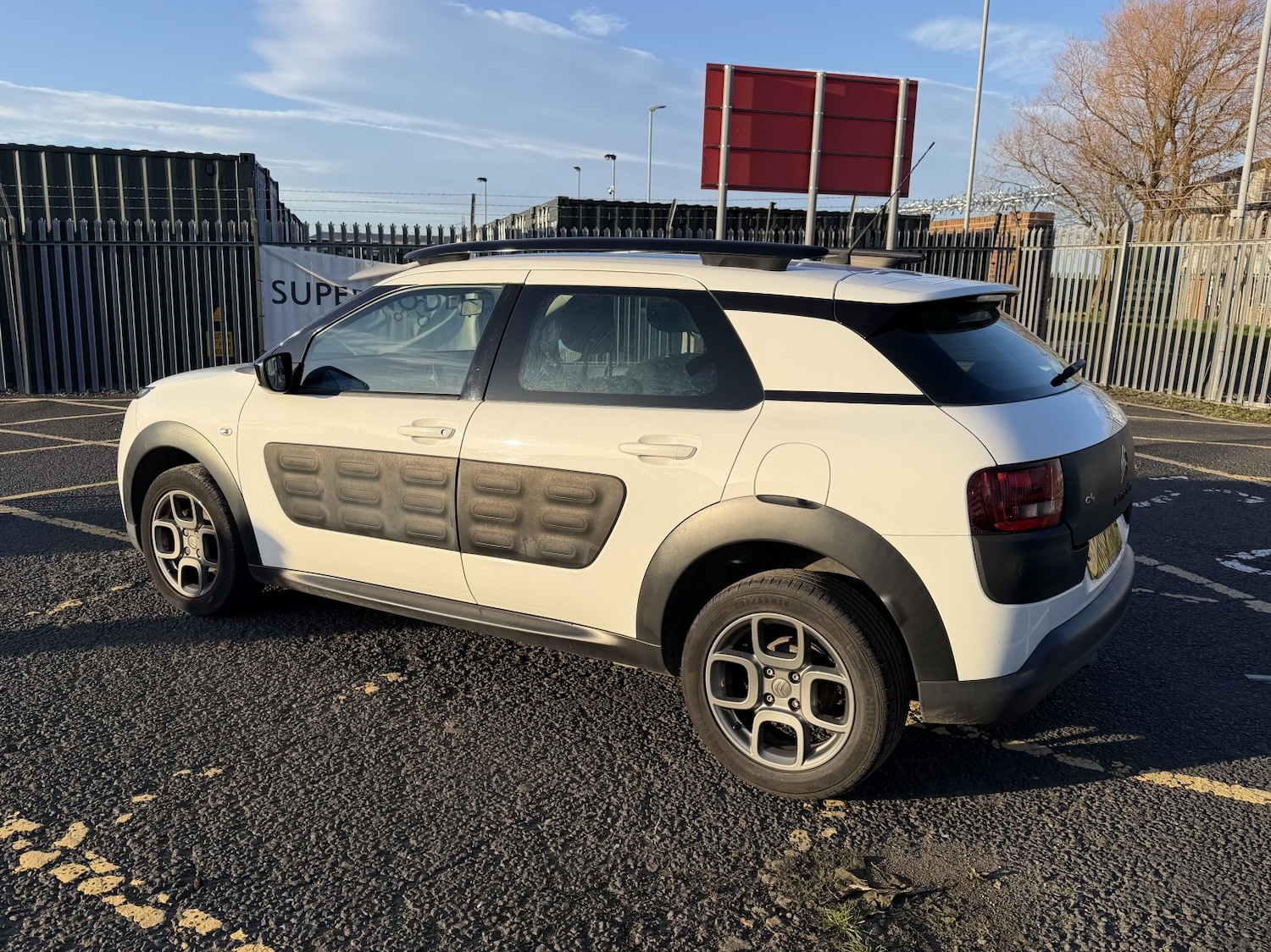 Used Citroen C4 Cactus 2017 for sale - 77931237: Photo 5