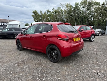 Used Peugeot 208 2018 for sale - 79163848: Photo
