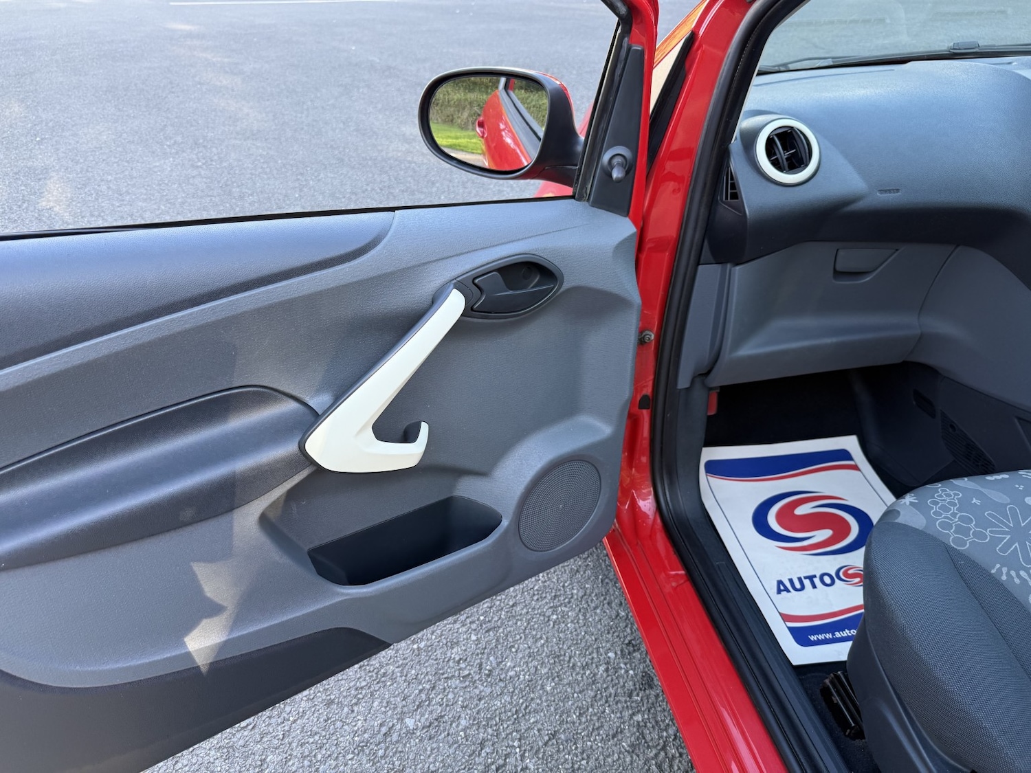 Used Ford Ka 2013 for sale - 77962027: Photo 21