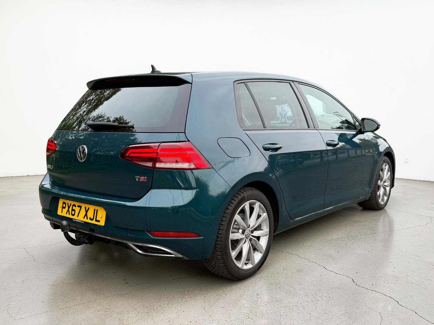Used Volkswagen Golf 2017 for sale - 78090661: Photo 6