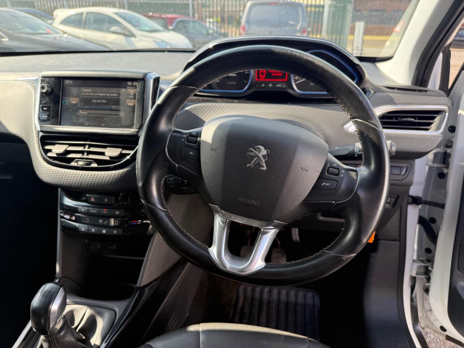 Used Peugeot 2008 2016 for sale - 76794362: Photo 22
