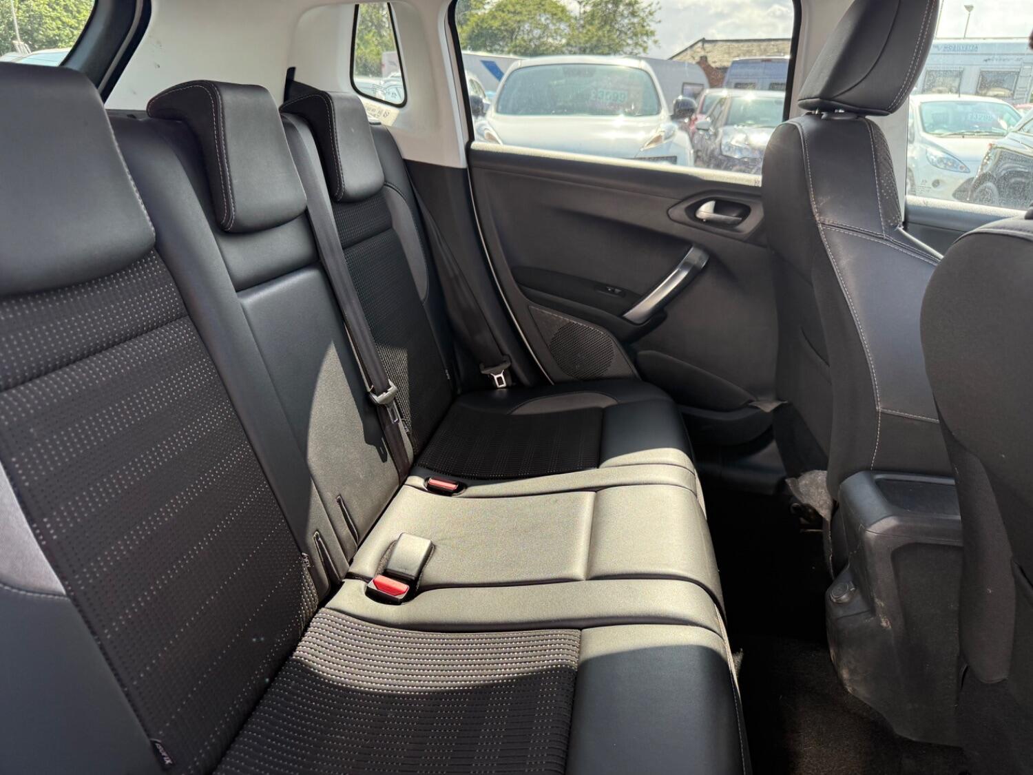 Used Peugeot 2008 2016 for sale - 76794362: Photo 38