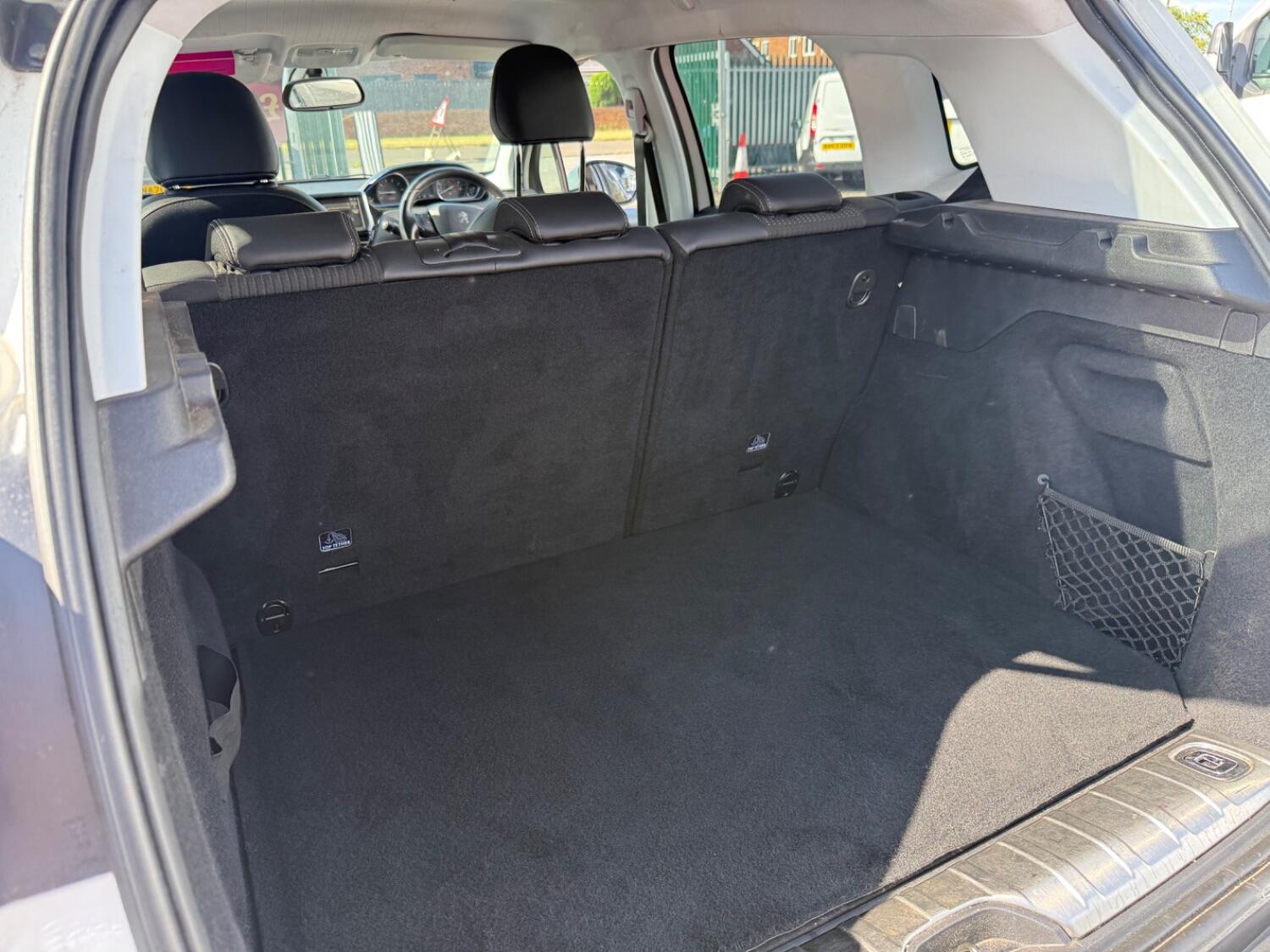 Used Peugeot 2008 2016 for sale - 76794362: Photo 42