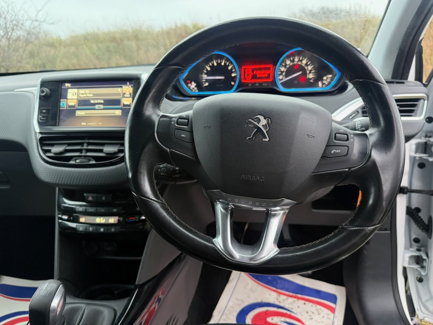 Used Peugeot 2008 2016 for sale - 76794362: Photo 59
