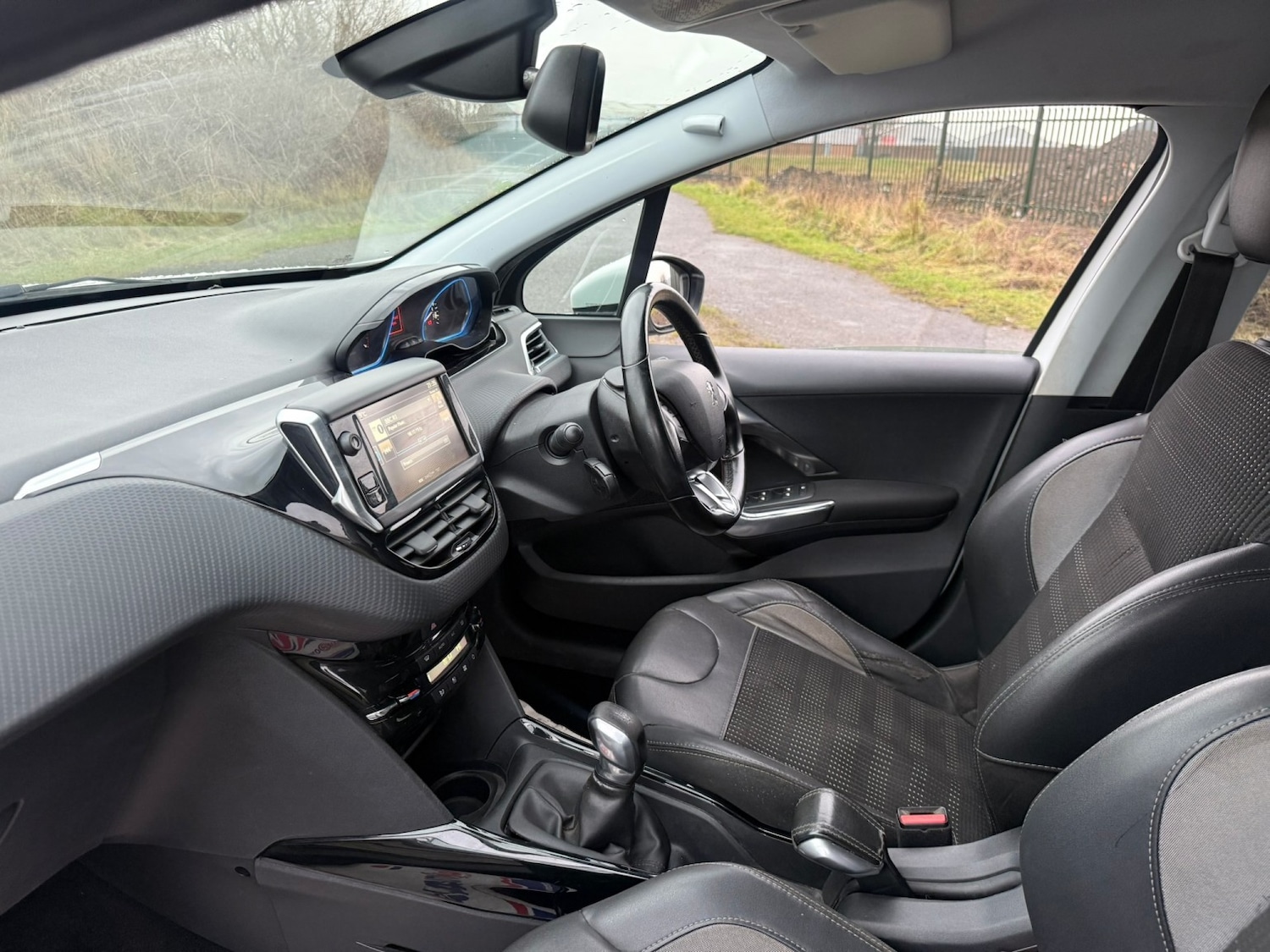 Used Peugeot 2008 2016 for sale - 76794362: Photo 75