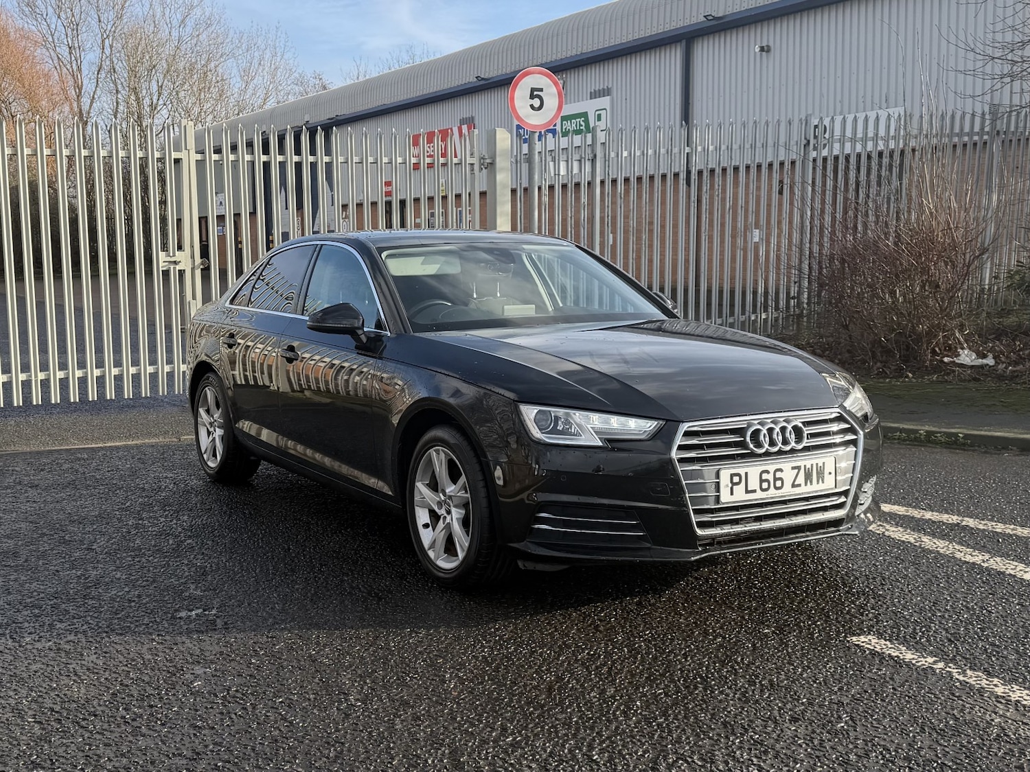 Used Audi A4 2016 for sale - 77403644: Photo 1