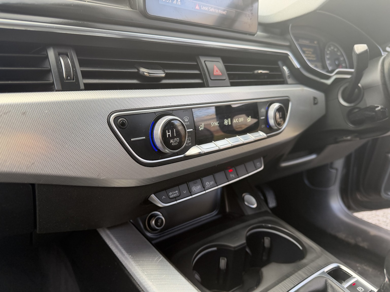 Used Audi A4 2016 for sale - 77403644: Photo 7