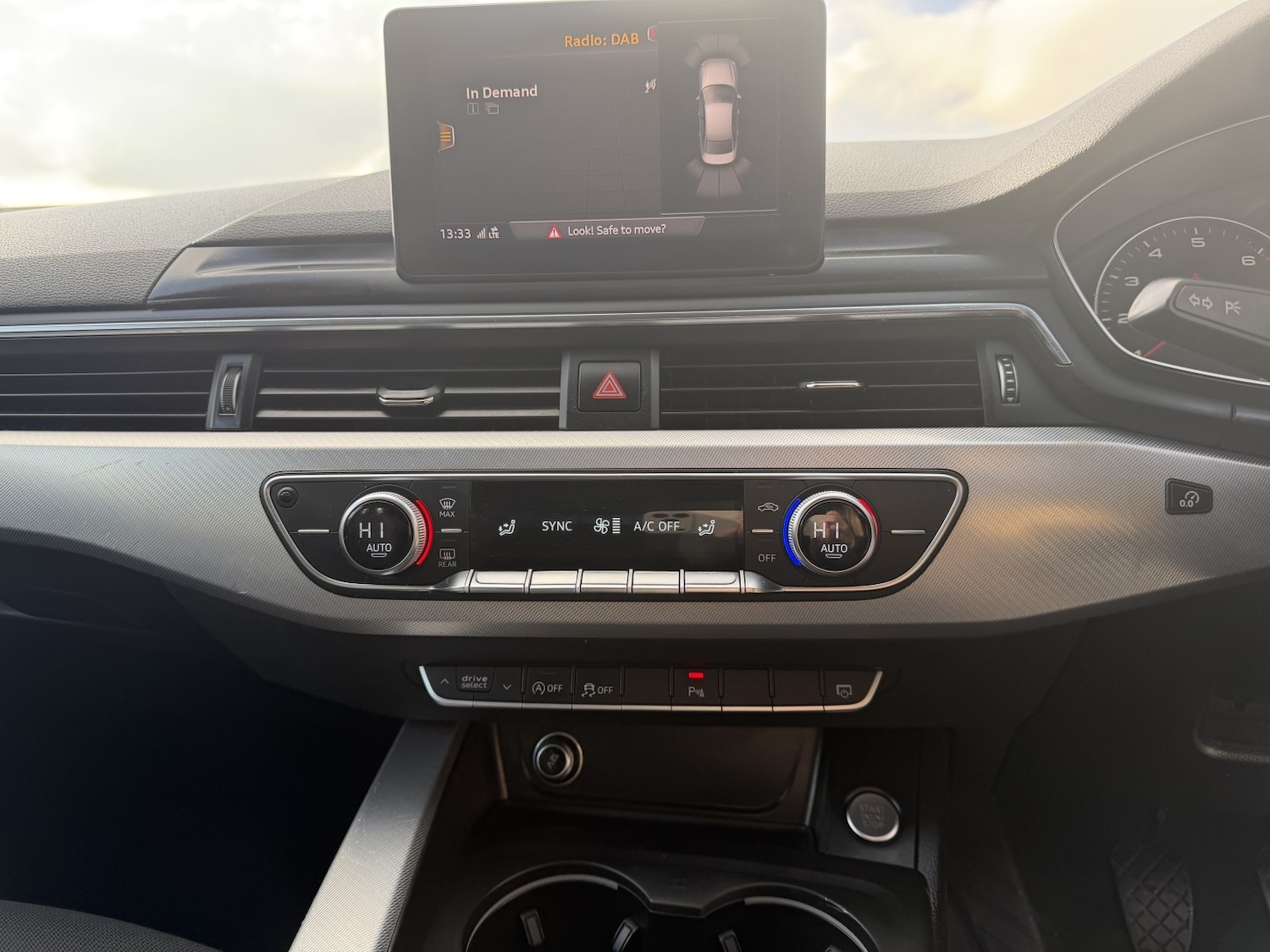 Used Audi A4 2016 for sale - 77403644: Photo 8