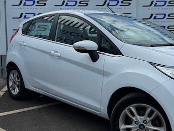 Used Ford Fiesta 2015 for sale - 79318609: Photo