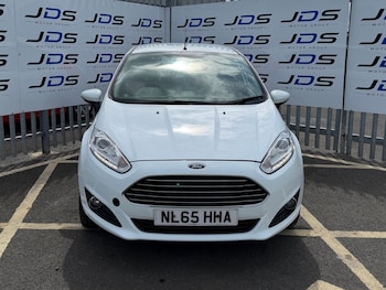 Used Ford Fiesta 2015 for sale - 79318609: Photo