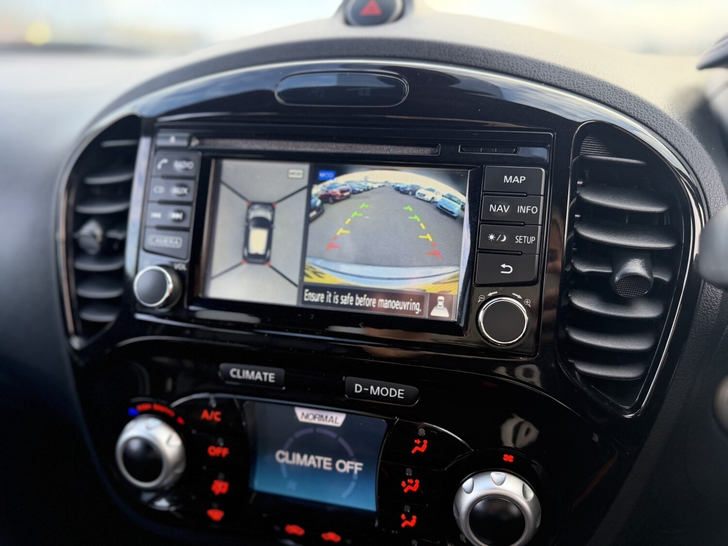 Used Nissan Juke 2015 for sale - 77721173: Photo 51