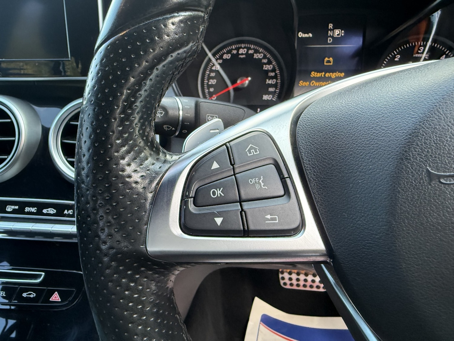 Used Mercedes-Benz C Class 2014 for sale - 75391136: Photo 43