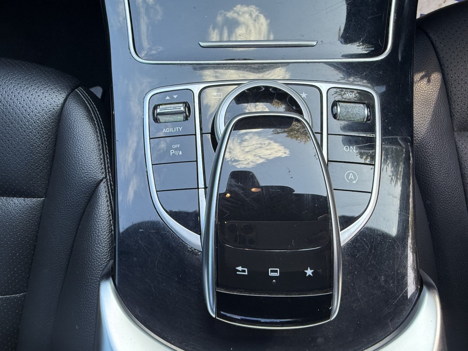 Used Mercedes-Benz C Class 2014 for sale - 75391136: Photo 52
