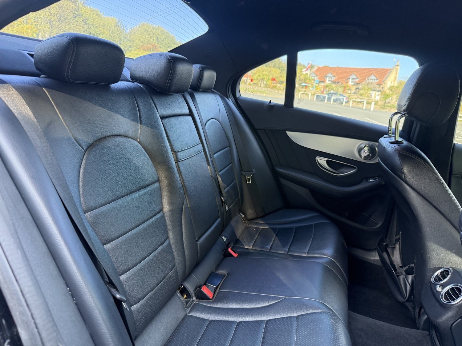 Used Mercedes-Benz C Class 2014 for sale - 75391136: Photo 65