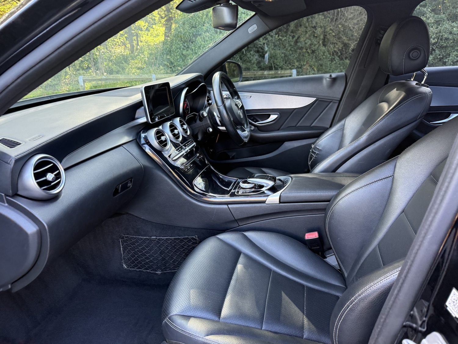 Used Mercedes-Benz C Class 2014 for sale - 75391136: Photo 74