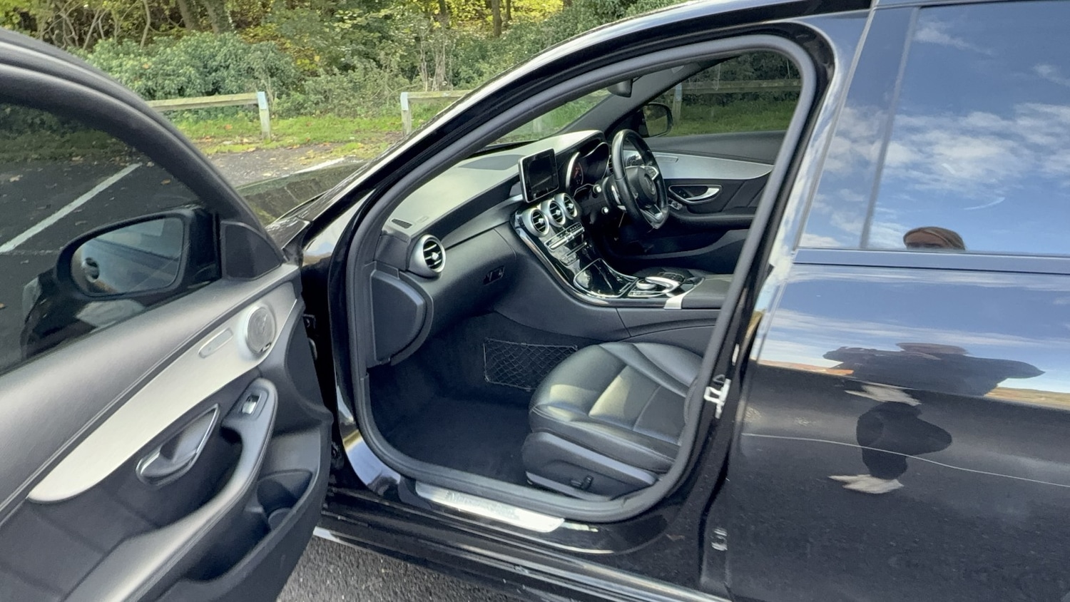 Used Mercedes-Benz C Class 2014 for sale - 75391136: Photo 85