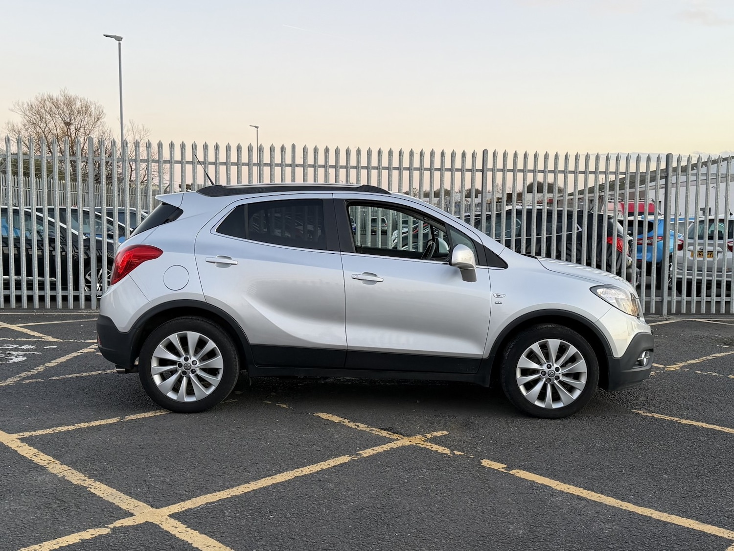 Used Vauxhall Mokka 2015 for sale - 77961968: Photo 3