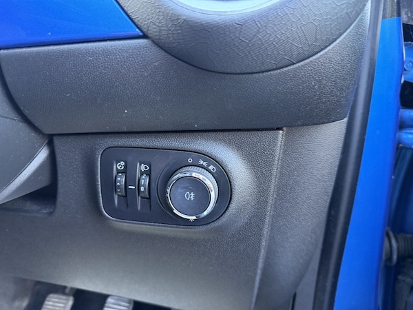 Used Vauxhall ADAM 2015 for sale - 74617546: Photo 54