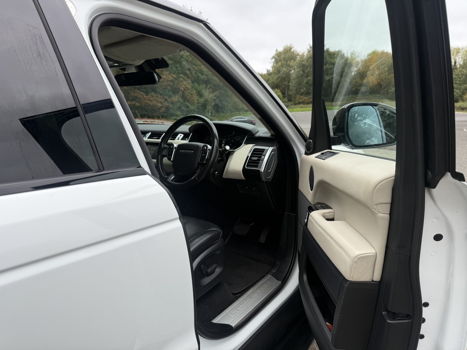 Used Land Rover Range Rover Sport 2014 for sale - 76312404: Photo 11