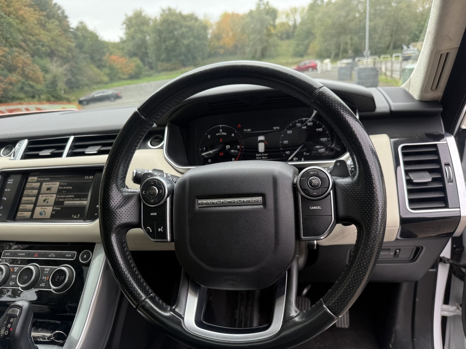 Used Land Rover Range Rover Sport 2014 for sale - 76312404: Photo 15