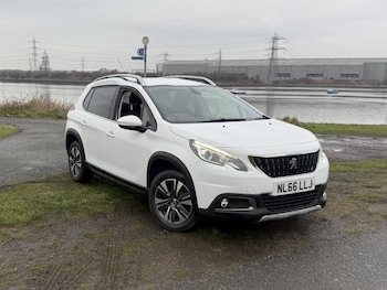 Used Peugeot 2008 2016 for sale - 79163861: Photo