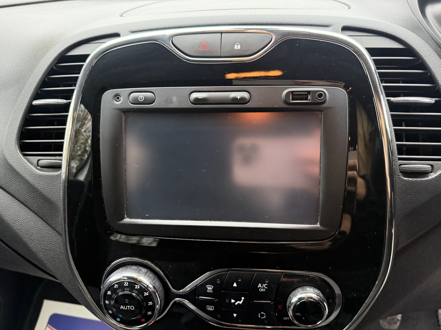 Used Renault Captur 2017 for sale - 76554029: Photo 34