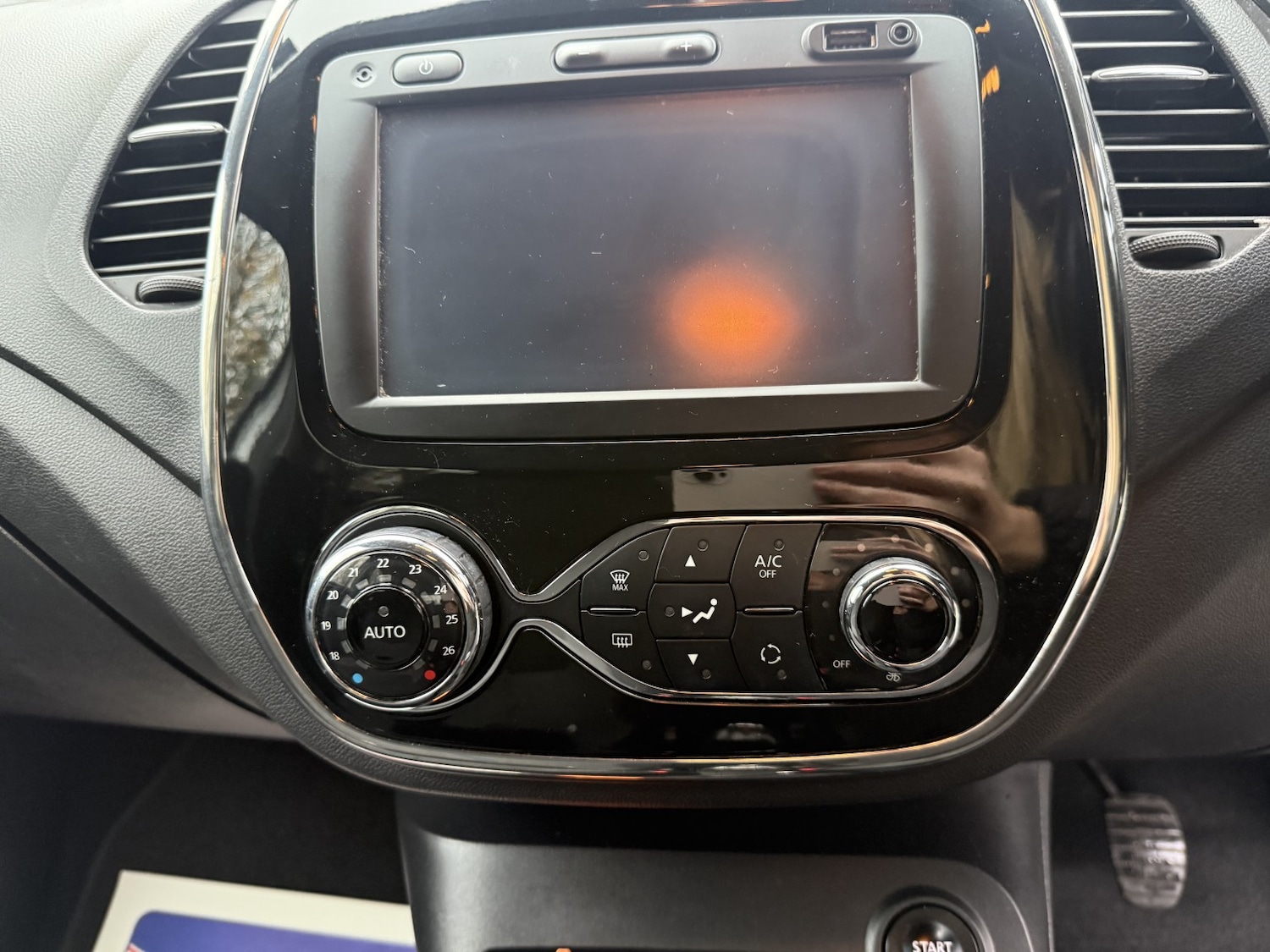 Used Renault Captur 2017 for sale - 76554029: Photo 35