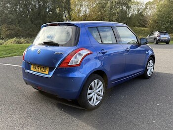 Used Suzuki Swift 2015 for sale - 76794359: Photo