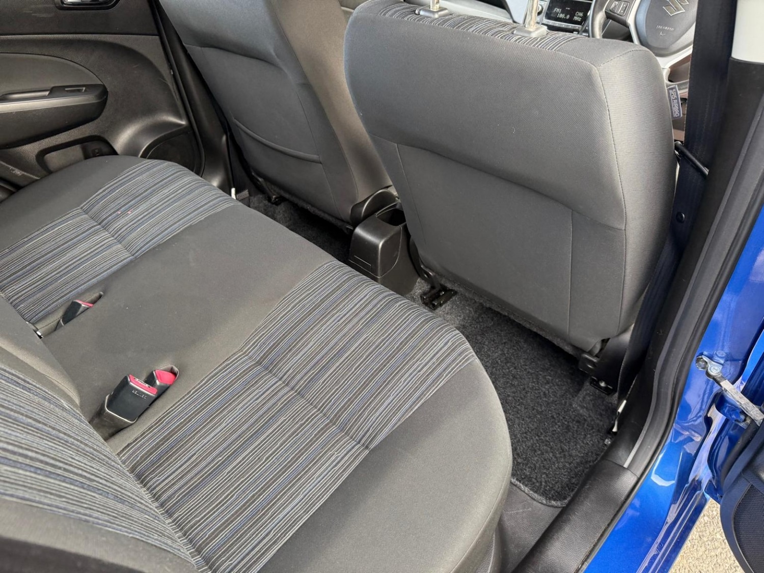 Used Suzuki Swift 2015 for sale - 76794359: Photo 57