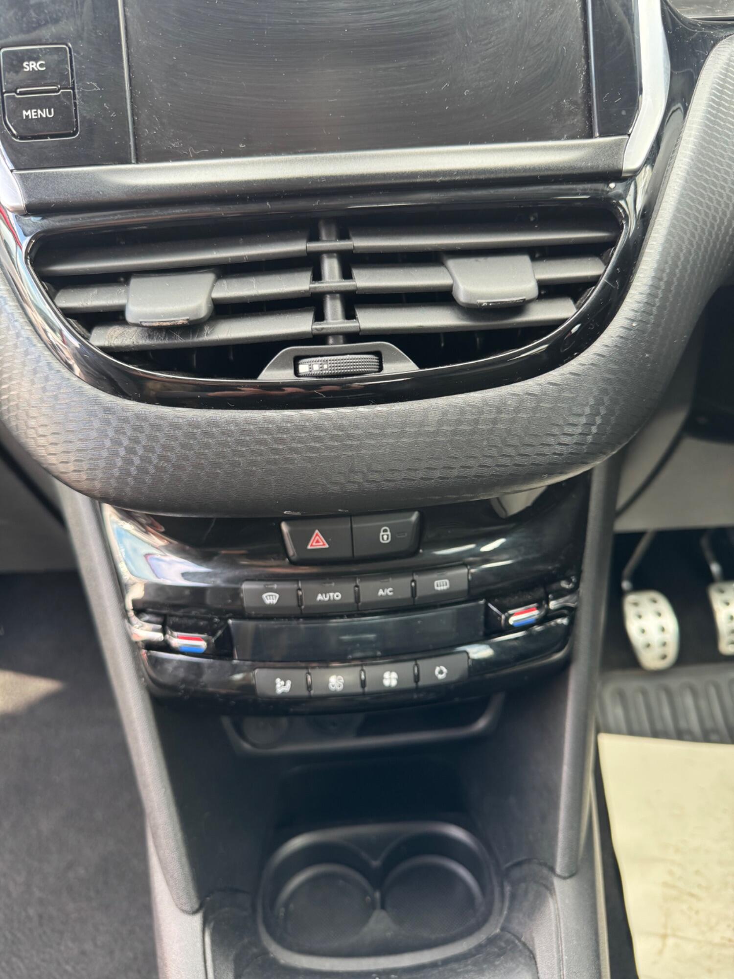 Used Peugeot 208 2018 for sale - 76449356: Photo 16